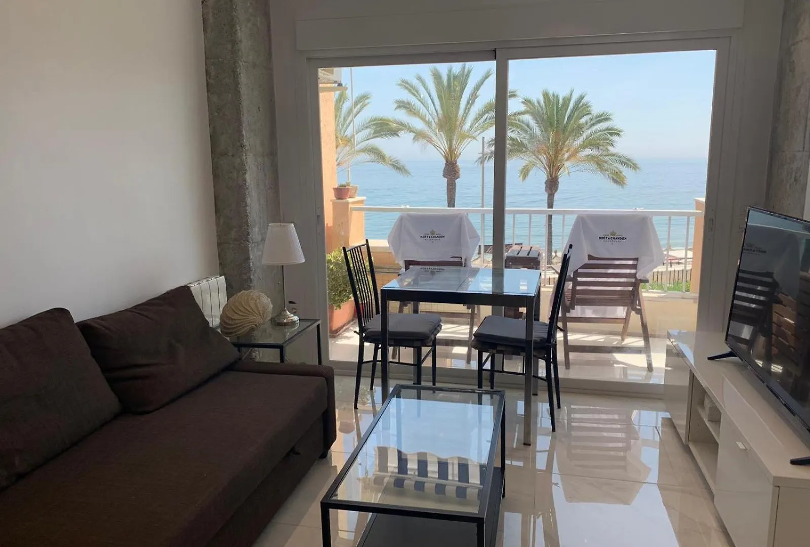 Apartamento Diana Marbella Primera Linea De Playa スペイン